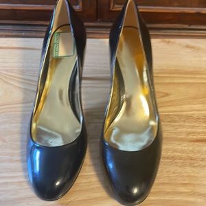 Coach black size 8 1/2 round toe heels